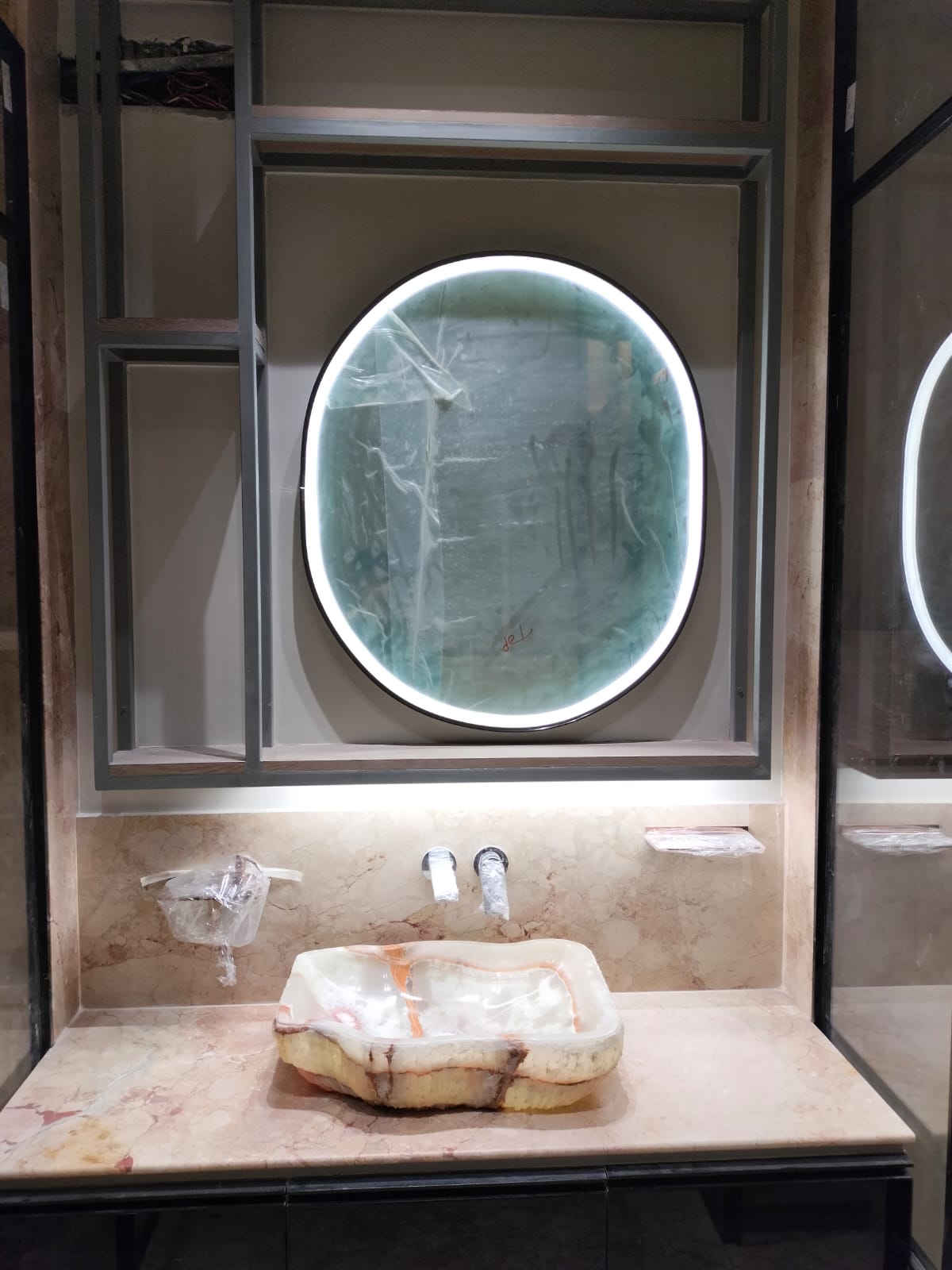 LED Mirror 5
